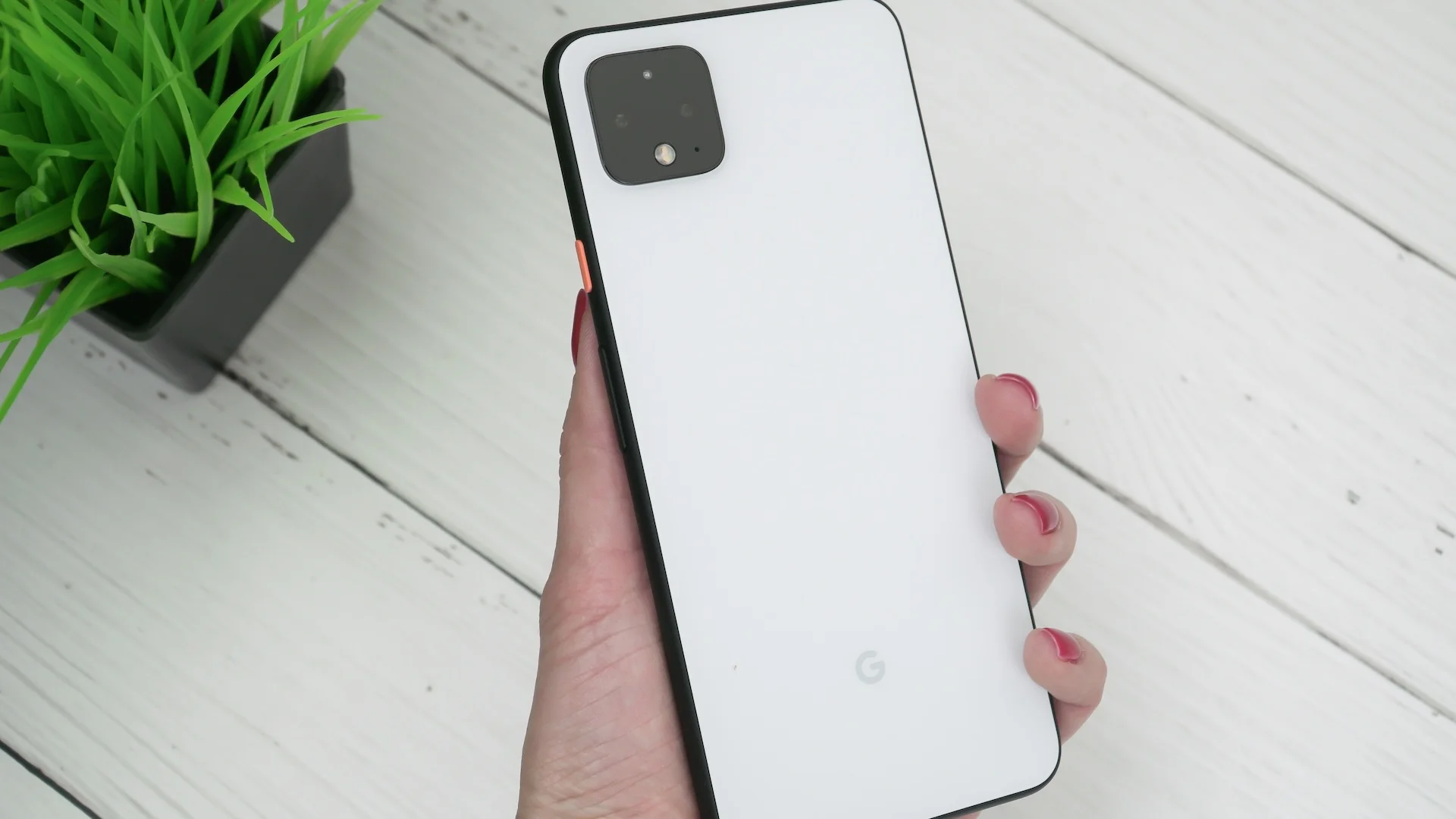 This Pixel Bug Leaked Audio to Incoming Callers, and Google’s Fix Might Not Be Enough