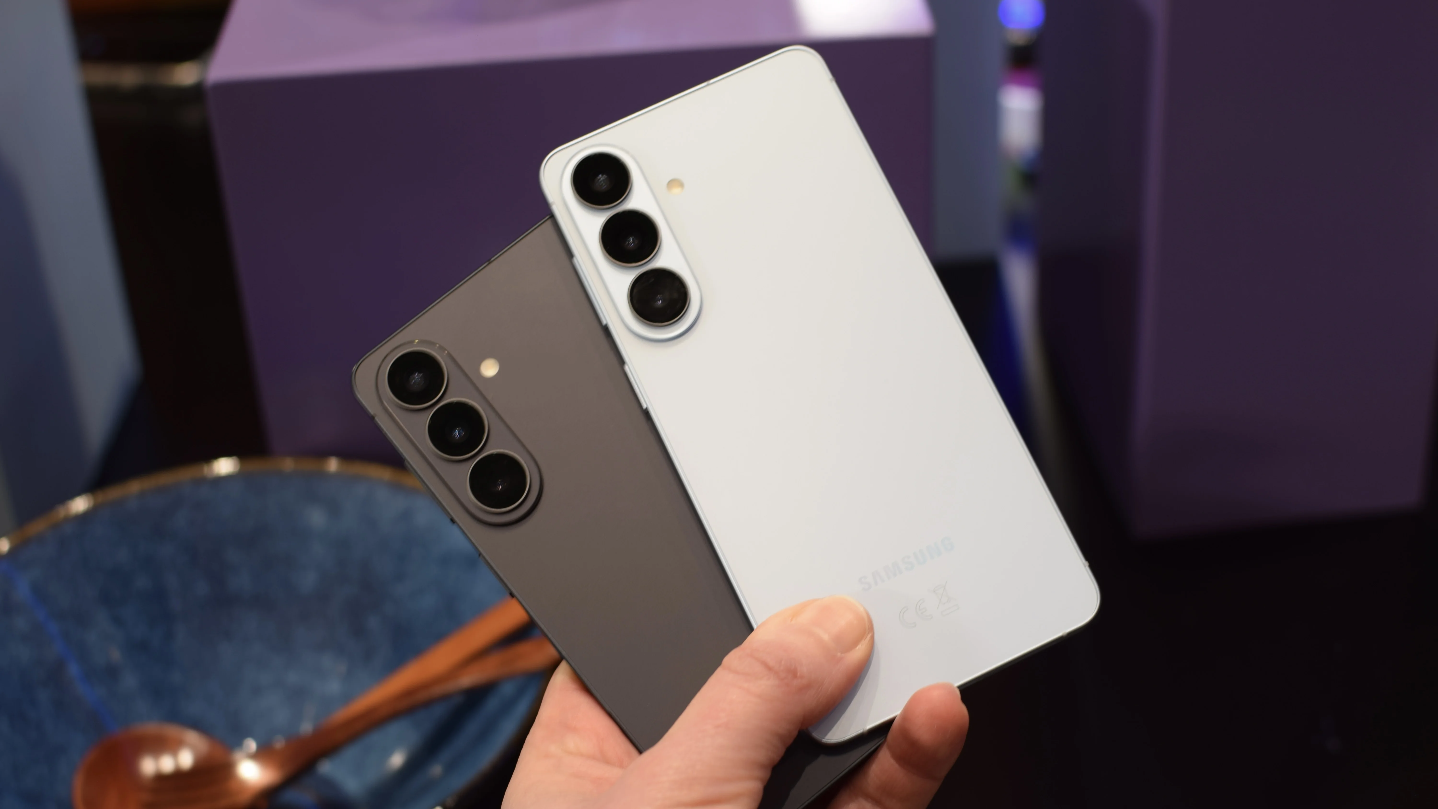 a photo of the Samsung Galaxy S26 and S26+