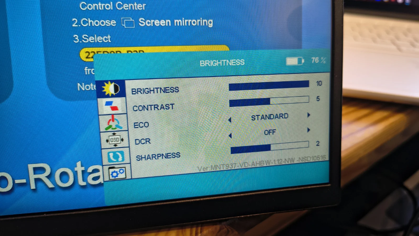 UPERFECT UFree V Battery Wireless Portable Monitor